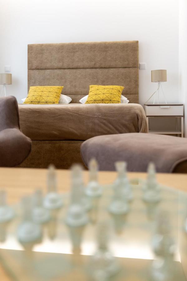 NellAndJess Hotell Espinho  Exteriör bild